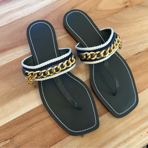 New Tory Burch Mini Benton Chain Thong Sandals Poblano - Picture 3 of 6